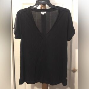 POL Elegant Black V-Neck Short Sleeve Tee